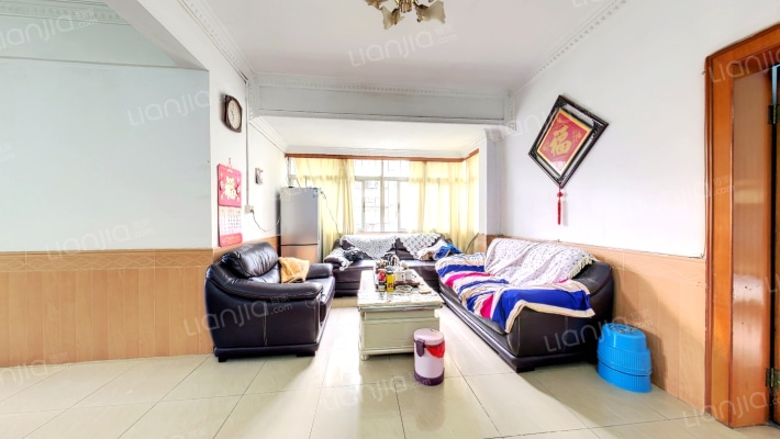 富裕花园二手房实景图