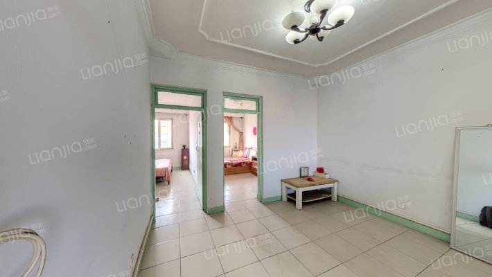 春艳里二手房实景图