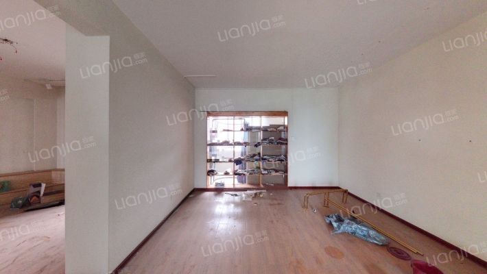 领世郡1号二手房实景图