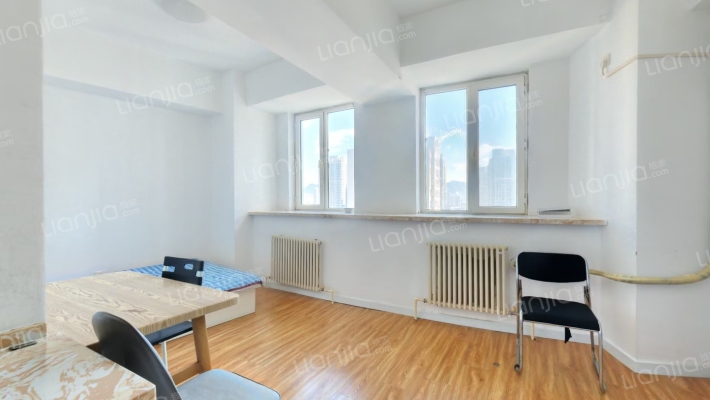 碧鸿海悦园二手房实景图