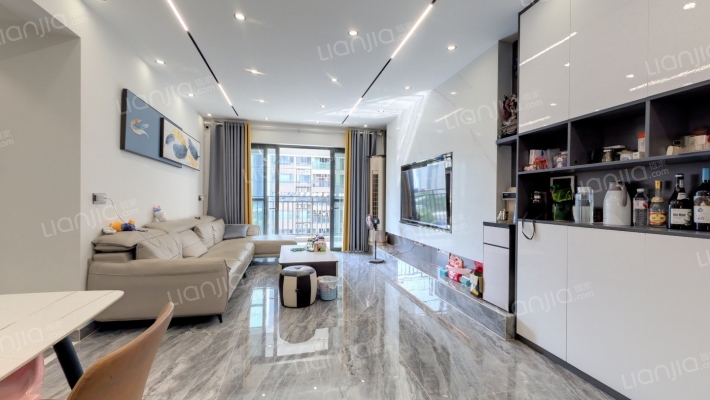 海港城二手房实景图