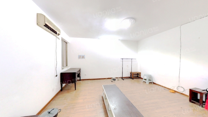 宏怡花园二手房实景图