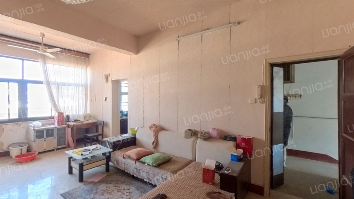 老交通局宿舍二手房实景图