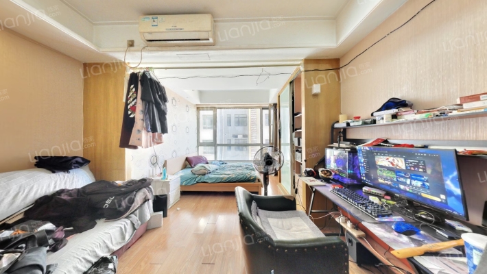 润德广场二手房实景图