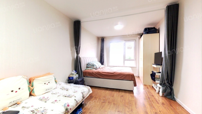 红木林南区二手房实景图