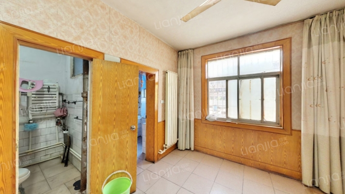 机电公司家属二手房实景图