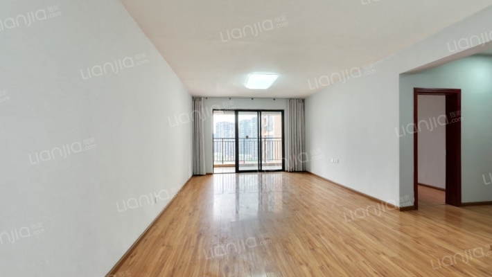 海伦国际洛林区二手房实景图