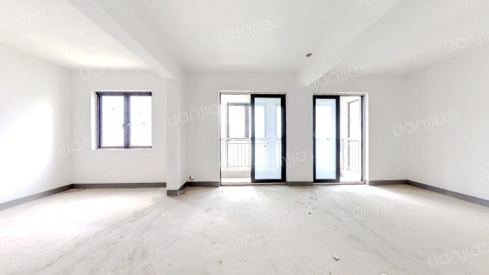 福星惠誉国际城四期悦公馆二手房实景图