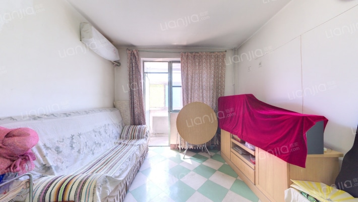 泳池路二手房实景图