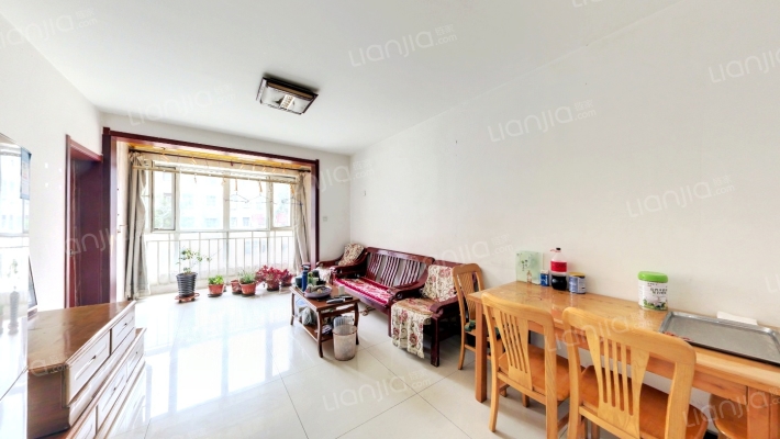 上洋国际B区二手房实景图