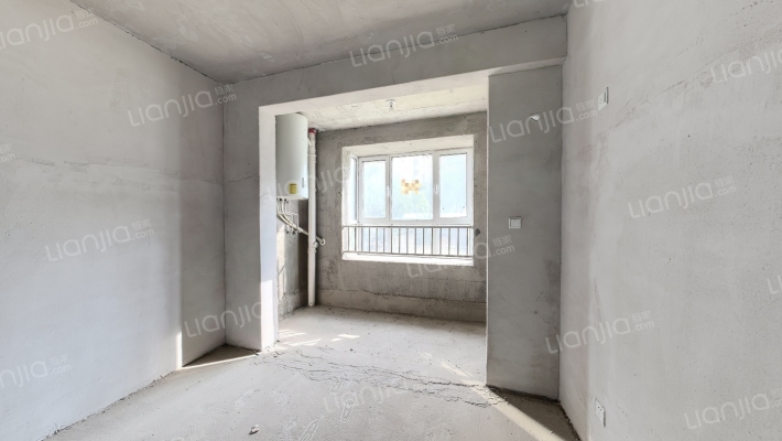 亿诚尚品苑二手房实景图