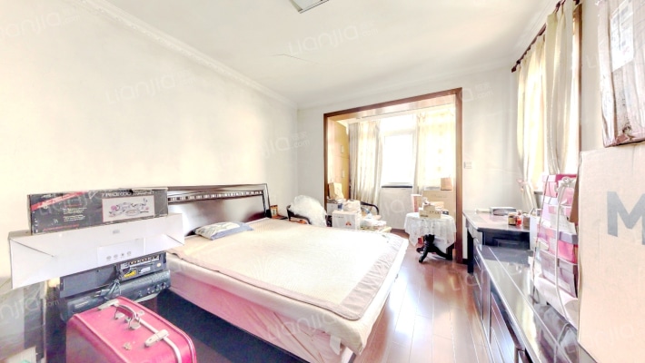 新沪小区二手房实景图