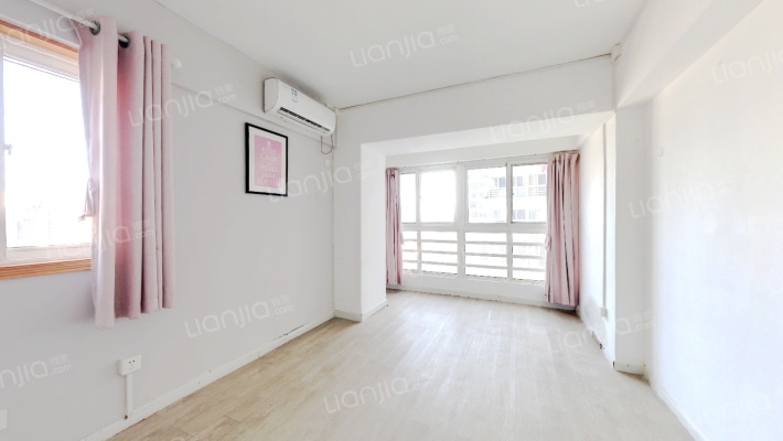 王府花园二手房实景图