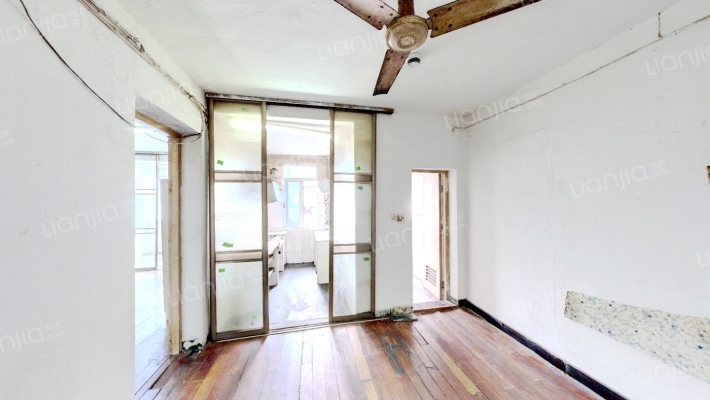 石利新村二手房实景图