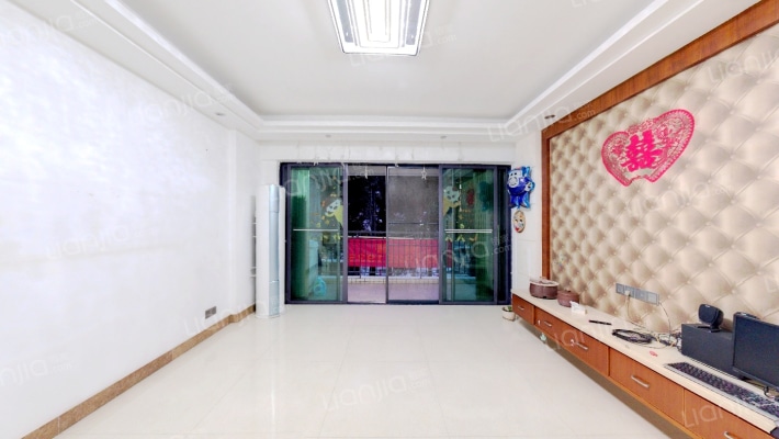 泓逸苑二手房实景图