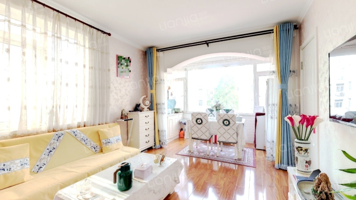 园林局职工宿舍二手房实景图