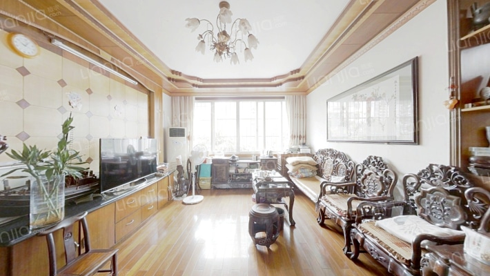 南宁市南湖公务员住宅小区二手房实景图