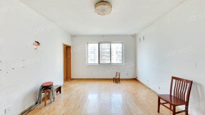 秀山文苑二手房实景图