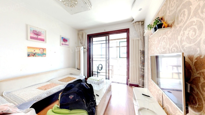 辉高宜辉现代城一期二手房实景图