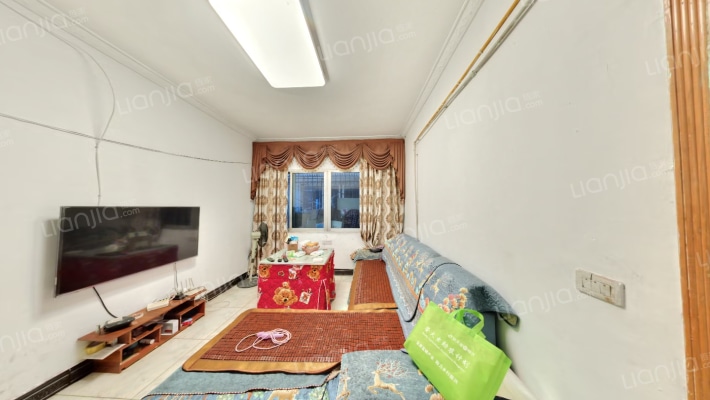 银鑫楼二手房实景图