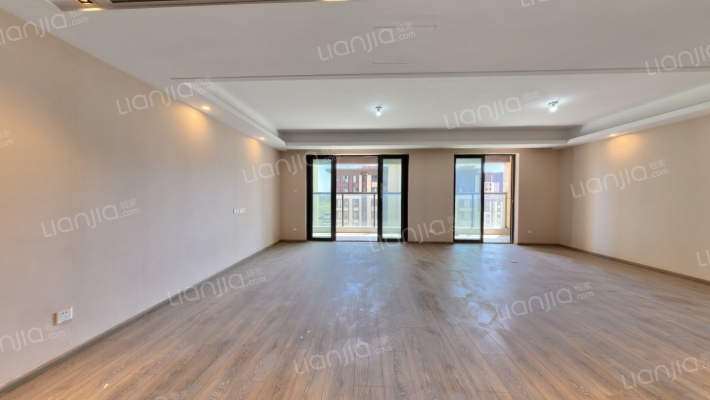 光谷澎湃城奥山府二手房实景图