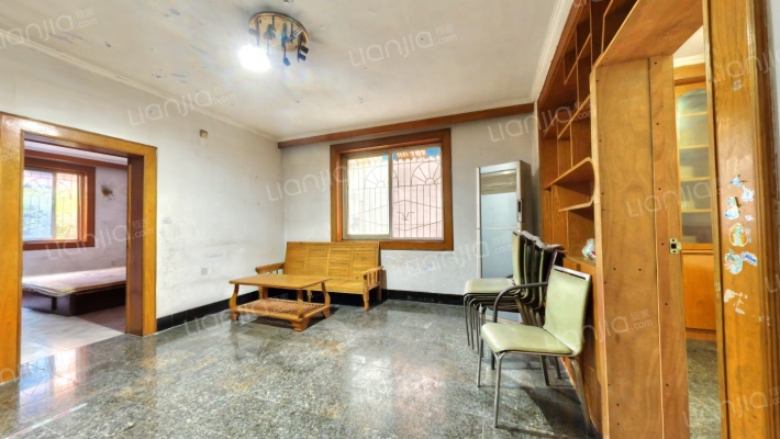 清溪东路1号二手房实景图