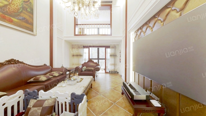 钱湖比华利北区二手房实景图