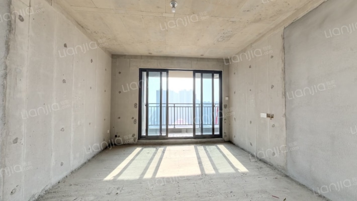 凤凰城三期凤鸣府二手房实景图