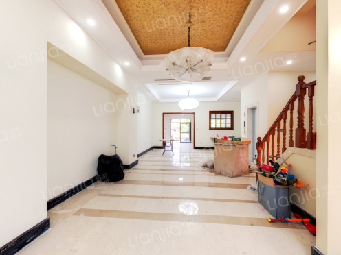 整租·龙樾湾 9室3厅 跃层 南