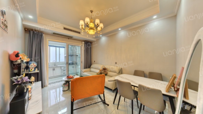 泽星雅龙湾二手房实景图