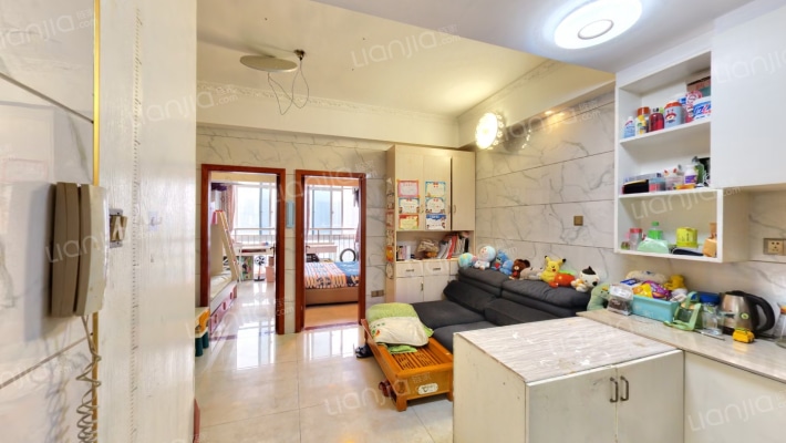 湾田国际二手房实景图