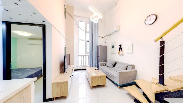 天山世界之门二手房实景图