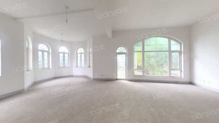 维也纳森林别墅二手房实景图