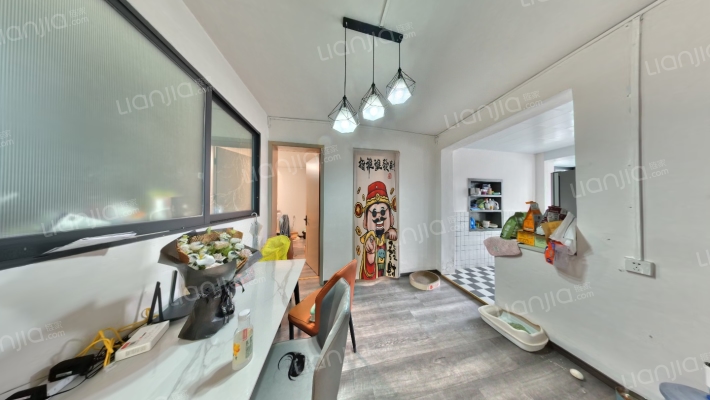 暑袜北一街132号二手房实景图