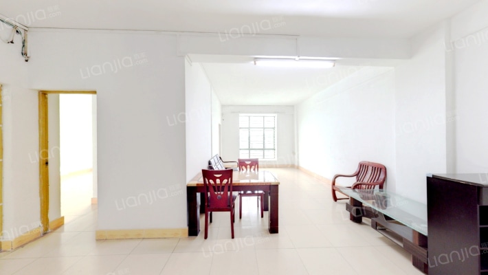 锦江花园二手房实景图