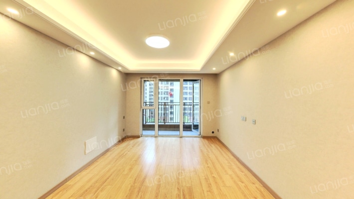 万科首府未来城三期二手房实景图