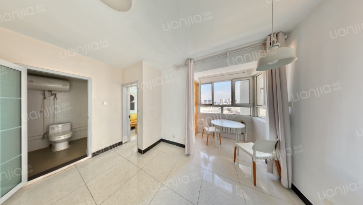 临渭佳园二手房实景图