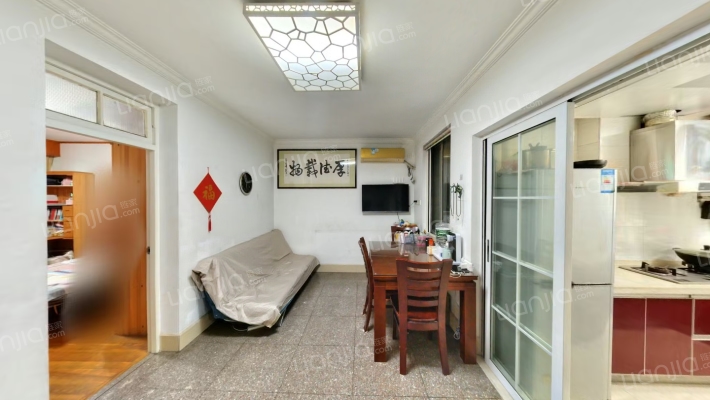 晨苑二手房实景图