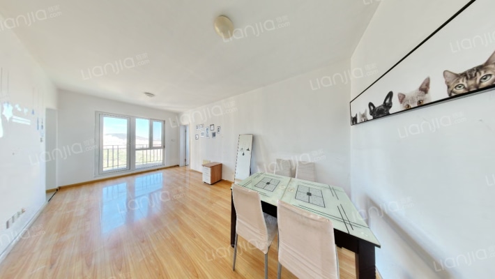 海悦山二手房实景图