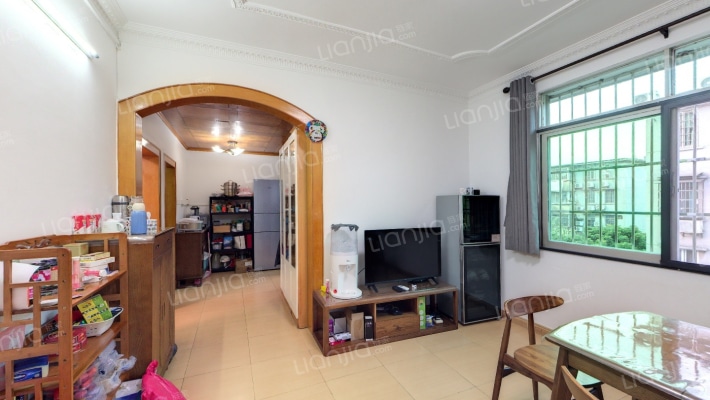 华师大学宿舍南区二手房实景图