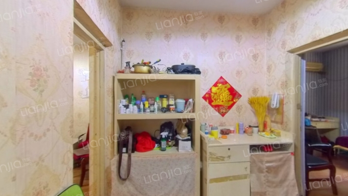 青年路乙六号院二手房实景图