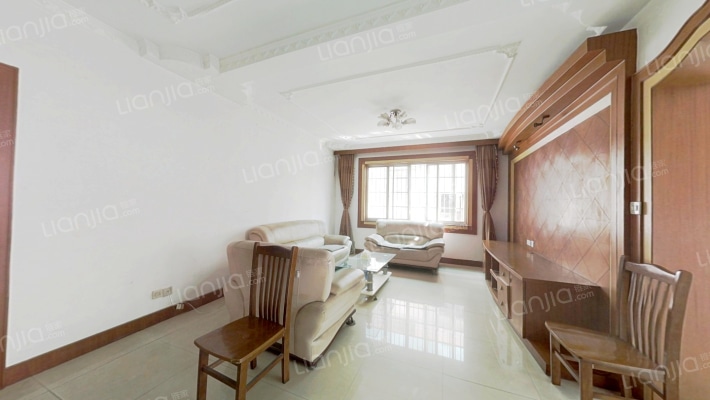 常平路108号二手房实景图