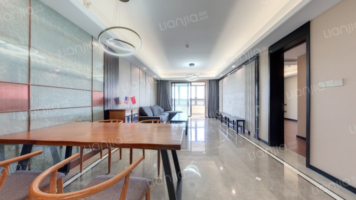 世茂璀璨滨江二手房实景图