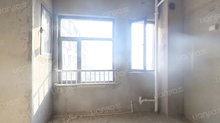 大润城(鹿邑)二手房实景图