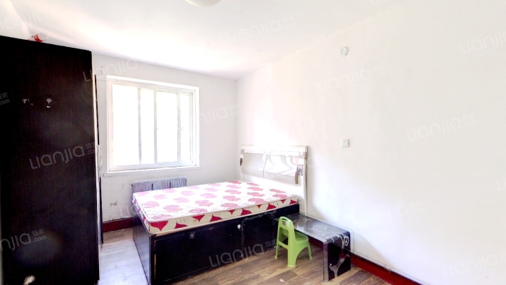 八卦社区二手房实景图