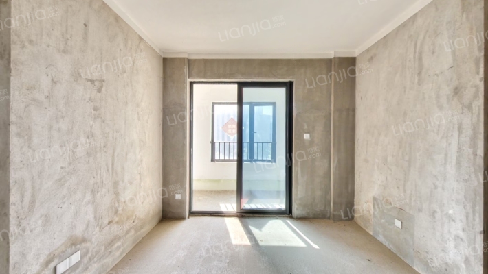 远洋山水二手房实景图