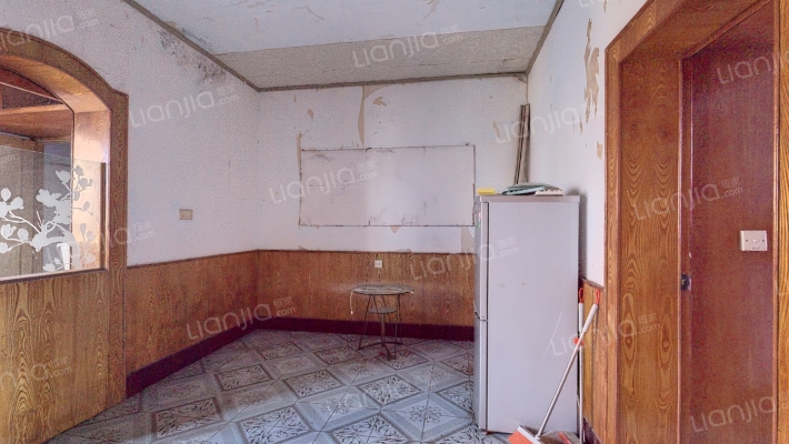 血站宿舍二手房实景图