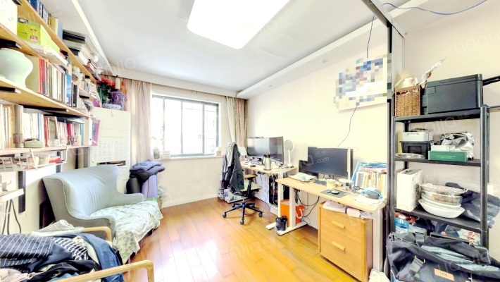 巨东小区二手房实景图
