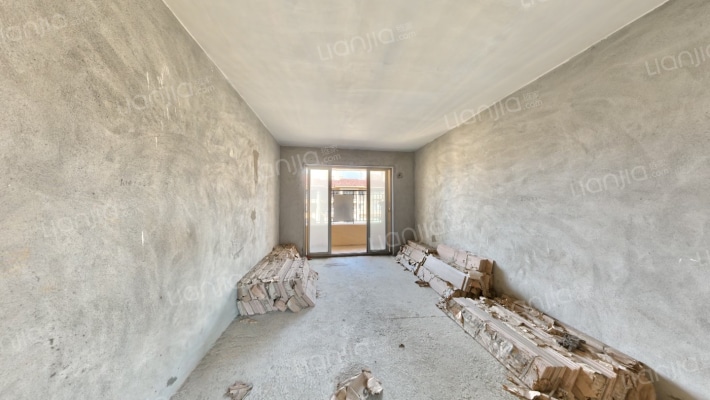 名杰华府二手房实景图