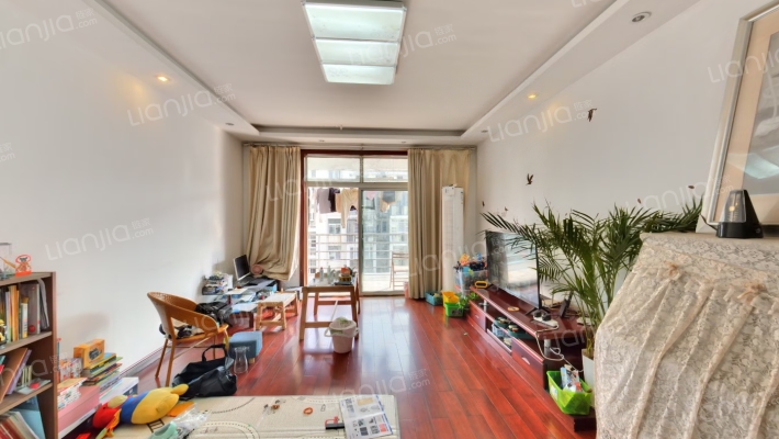 龙山水榭二手房实景图